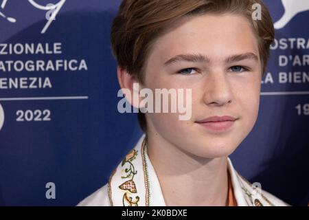 Lido Di Venezia, Italie. 10th septembre 2022. Raphael Vicas assiste au photocall pour le « soleil suspendu » au Festival international du film de Venise de 79th sur 10 septembre 2022 à Venise, en Italie. © photo: Cinzia Camela. Crédit : Agence photo indépendante/Alamy Live News Banque D'Images