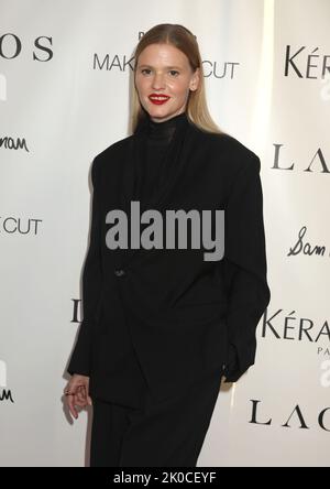 10 septembre 2022, New York, New York, États-Unis : Model LARA STONE assiste aux Prix annuels de la mode 9th du Daily Front Rowan, qui se tiennent à la salle Rainbow de la Rockefeller Plaza. (Credit image: © Nancy Kaszerman/ZUMA Press Wire) Banque D'Images