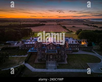 Photo aérienne de Seaton Delaval Hall Northumberland au coucher du soleil Banque D'Images