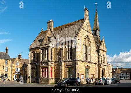 Le bureau d'information et la bibliothèque à Market Square, Stow-on-the-Wold, Royaume-Uni Banque D'Images