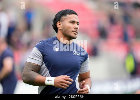 Eccles, Royaume-Uni. 20th mai 2016. Sale Sharks Manu Tuilagi se réchauffe avant le match de Premiership Gallagher sale Sharks vs Northampton Saints au stade AJ Bell, Eccles, Royaume-Uni, 11th septembre 2022 (photo de Steve Flynn/News Images) à Eccles, Royaume-Uni, le 5/20/2016. (Photo de Steve Flynn/News Images/Sipa USA) crédit: SIPA USA/Alay Live News Banque D'Images