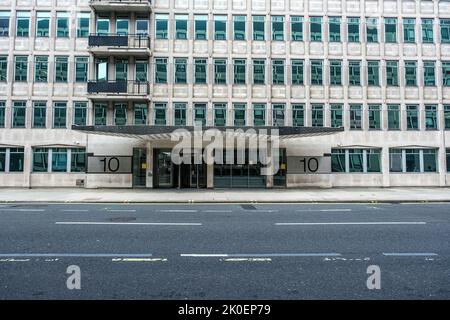 Victoria, ville de Westminster London, Royaume-Uni, 10 septembre 2022, 10, rue Victoria Bureau du gouvernement et immeuble des chefs de police Banque D'Images