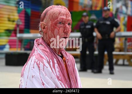 Patrick Dillon, un premier intervenant le 9/11/01, tient une manifestation devant l'Oculus, sur la rue Church, pendant le service commémoratif du 9/11 septembre sur 11 septembre, 20 Banque D'Images