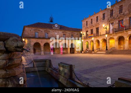 Place Mayor de Soria, Castilla y Leon, Espagne Banque D'Images