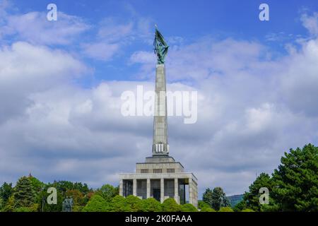 Bratislava, Slovaquie - 30 août 2022:Slavín est un monument commémoratif et un cimetière militaire à Bratislava, la capitale de la Slovaquie. Banque D'Images