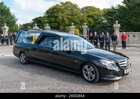 Aberdeen, Royaume-Uni. 11th septembre 2022. Voici le cortège de la reine Elizabeth 11, qui effectue son dernier voyage et part d'Aberdeen en route vers Édimbourg. Credit: JASPERIMAGE / Alamy Live News Banque D'Images