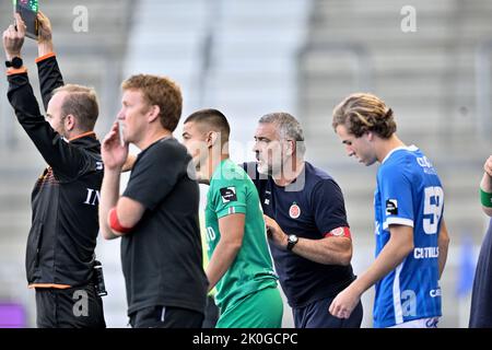 Christian Bracconi, entraîneur en chef de Virton, photographié lors d'un match de football entre Jong Genk (u23) et RE Virton, dimanche 11 septembre 2022 1B à Genk, le 5 jour de la deuxième division du championnat belge « Challenger Pro League » 2022-2023. BELGA PHOTO JOHAN EYCKENS Banque D'Images