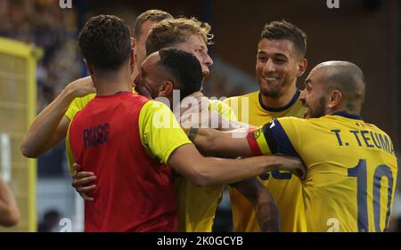 Le Loic Lapussin de l'Union célèbre après avoir remporté un match de football entre RUSG Royale Union Saint-Gilloise et KRC Genk, le dimanche 11 septembre 2022 à Forest-Vorst, Bruxelles, le 8 e jour de la première division du championnat belge de la « Jupiler Pro League » 2022-2023. BELGA PHOTO VIRGINIE LEFOUR Banque D'Images