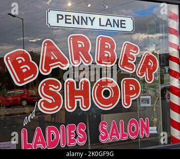 The Barber Shop, au pied de Penny Lane, Tony Slavins, 11 Smithdown PL, Liverpool, Merseyside, ANGLETERRE, ROYAUME-UNI, L15 9EH Banque D'Images