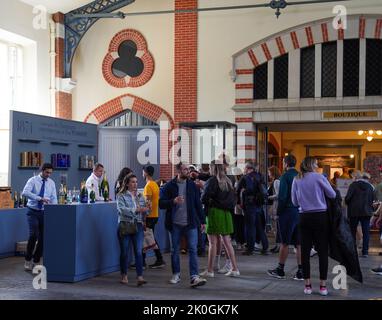 À la salle de la cave à vins et siège historique du producteur français de champagne Vranken-Pommery à Reims Banque D'Images