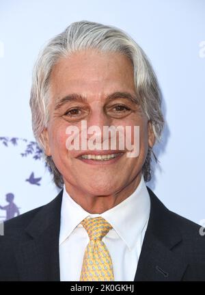 Hollywood, États-Unis. 11th septembre 2022. Tony Danza arrive aux Prix de beauté de jour 2022 qui se tiennent au complexe Taglyan sur 11 septembre 2022 à Hollywood, Californie. © Majil /AFF-USA.com crédit : AFF/Alamy Live News Banque D'Images