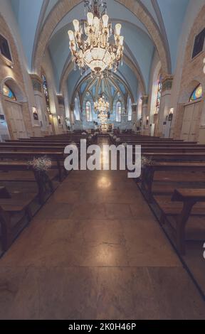 Église décorée pour un mariage Banque D'Images