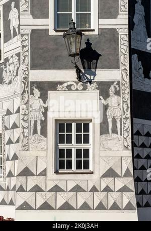 Détail de la décoration sgraffito sur la façade de la maison des chevaliers (U Rytiru), Mikulov, République Tchèque Banque D'Images