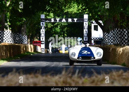 Tazio Ottis, Ferrari 750 Monza, Une sélection du passé illustre de Ferrari, un mélange de voitures de sport, GT Racers, et Formule 1, 75 ans de Ferrari, Banque D'Images