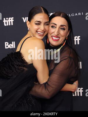 Melissa Barrera et Rossy de Palma arrivent à la première « Carmen » lors du Festival international du film de Toronto 2022 qui s'est tenu à la visionneuse TIFF Bell sur 11 septembre 2022 à Toronto, Canada © JPA / AFF-USA.COM Banque D'Images