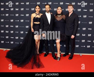 Rossy de Palma, Melissa Barrera, Benjamin Millepied et Paul Mescal arrivent à la première « Carmen » lors du Festival international du film de Toronto 2022 qui s'est tenu à la visionneuse TIFF Bell sur 11 septembre 2022 à Toronto, Canada © JPA / AFF-USA.COM Banque D'Images