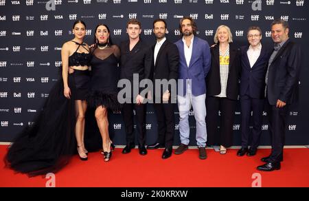 Melissa Barrera, Rossy de Palma, Paul Mescal, Benjamin Millepied, Dimitri Rassam, Rosemary Blight, Nicholas Britell et Alexander Dinelaris arrivent à la première « Carmen » lors du Festival international du film de Toronto 2022 qui s'est tenu au TIFF Bell Lightbox on 11 septembre 2022 à Toronto, Canada © JPA / AFF-USA.COM Banque D'Images