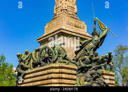 Monumento a Guerra Peninsular à Boavista Porto Portugal conçu par José marques de Silva et Alves de Sousa pour marquer la défaite de l'armée française. Banque D'Images