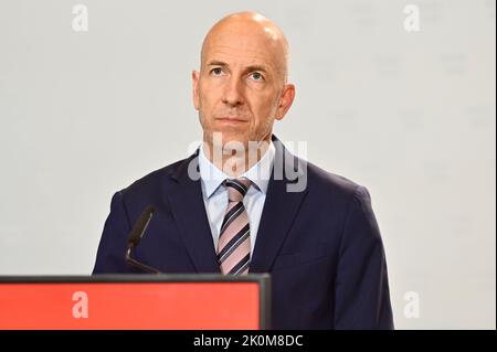 Vienne, Autriche. 12th septembre 2022. Présentation de la campagne d'économie d'énergie du gouvernement fédéral au ministère de la protection du climat avec le ministre du travail Martin Kocher (ÖVP) Banque D'Images