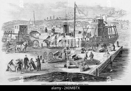 The Watervliet États-Unis Arsenal à Troy, New York - transport de chariots à canon, de munitions, etc., au quai de Troy Arsenal. Août 1861. Illustration de la guerre de Sécession américaine du 19th siècle tirée du journal illustré de Frank Leslie Banque D'Images