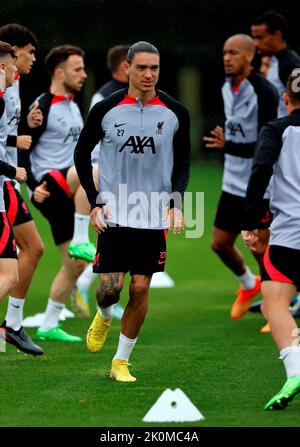 12th septembre 2022, AXA Training Center, Kirkby, Angleterre: Liverpool FC formation et conférence de presse avant le match de la Ligue des Champions contre Ajax le 13th septembre: Darwin Nunez de Liverpool pendant la séance de formation d'aujourd'hui Banque D'Images