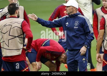 LIVERPOOL - l'entraîneur d'Ajax Alfred Schreuder pendant la session d'entraînement avant le match de la Ligue des champions contre le FC de Liverpool à Anfield on 12 septembre 2022 à Liverpool, au Royaume-Uni. ANP MAURICE VAN STEEN Banque D'Images