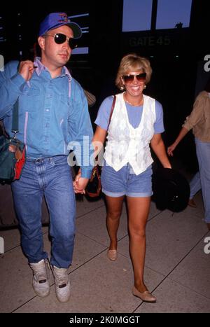 Garth Brooks et sa femme Sandy Circa années 1990 crédit: Ralph Dominguez/MediaPunch Banque D'Images