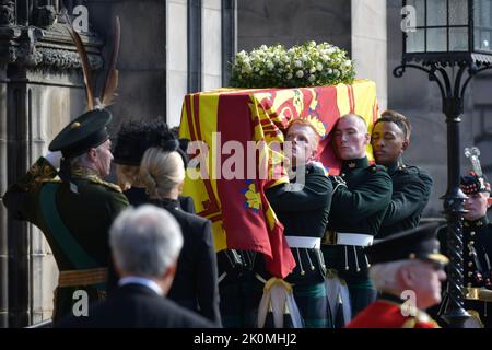 Edinburgh, Écosse, Royaume-Uni, 12 septembre 2022. Sa Majesté la reine Elizabeth II voyage du palais Holyrood à la cathédrale St Giles. Crédit sst/alamy Live news Banque D'Images