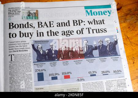 "Obligations, BAE et BP ce qu'il faut acheter à l'âge de Truss" The Times Financial journal titre argent section article 10 septembre 2022 Londres Angleterre Royaume-Uni Banque D'Images