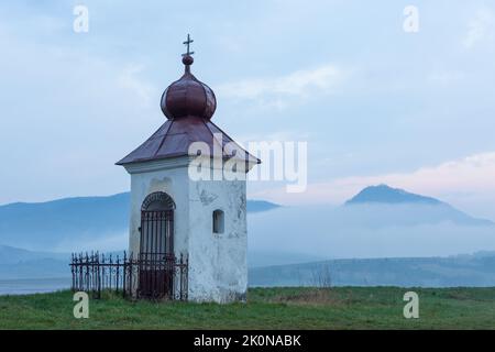 Chapelle St. Anna au village de Klastor pod Znievom, Slovaquie. Banque D'Images