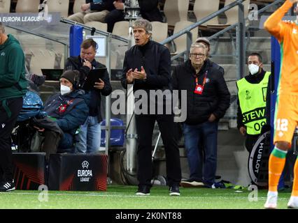 Helsinki, Finlande. 8th septembre 2022. Coach Manuel Pellegrini (Real Betis), 8 septembre 2022 - football : Ligue européenne de football 2022-23 de l'UEFA entre HJK Helsinki - Real Betis Balompie à l'arène Bolt d'Helsinki, Finlande. Credit: Juha Tamminen/AFLO/Alay Live News Banque D'Images