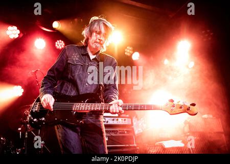 Oslo, Norvège. 12th septembre 2022. Le groupe de rock écossais Del Amitri donne un concert à John Dee à Oslo. Ici, le chanteur et musicien Justin Currie est vu en direct sur scène. (Crédit photo : Gonzales photo/Alamy Live News Banque D'Images