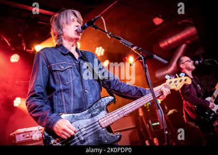 Oslo, Norvège. 12th septembre 2022. Le groupe de rock écossais Del Amitri donne un concert à John Dee à Oslo. Ici, le chanteur et musicien Justin Currie est vu en direct sur scène. (Crédit photo : Gonzales photo/Alamy Live News Banque D'Images