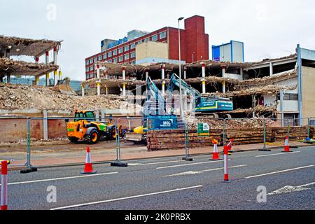 Castlegate Center Multi Story car Park en cours de démolition, Stockton on Tees, Cleveland, Angleterre Banque D'Images