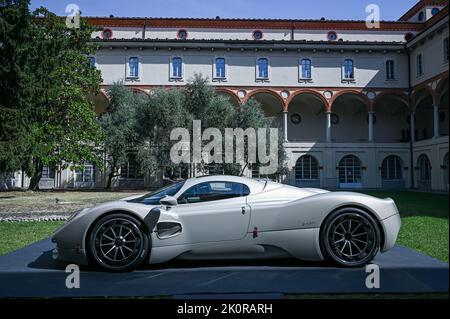 Italie. 13th septembre 2022. Première mondiale de la toute nouvelle Pagani Utopia Hypercar au Museo della Scienza e della Tecnologia à Milan, Italie sur 13 septembre 2022 (photo de Piero Cruciatti/Sipa USA) crédit: SIPA USA/Alay Live News Banque D'Images