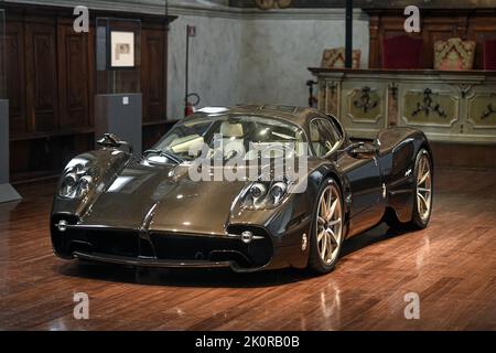 Italie. 13th septembre 2022. Première mondiale de la toute nouvelle Pagani Utopia Hypercar au Museo della Scienza e della Tecnologia à Milan, Italie sur 13 septembre 2022 (photo de Piero Cruciatti/Sipa USA) crédit: SIPA USA/Alay Live News Banque D'Images