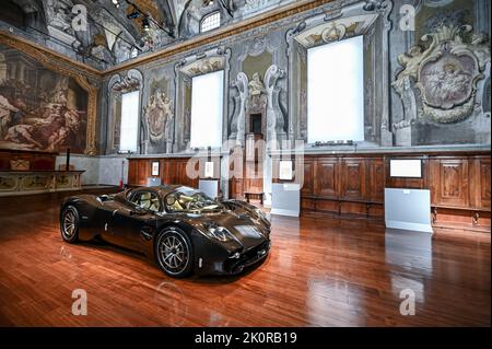 Italie. 13th septembre 2022. Première mondiale de la toute nouvelle Pagani Utopia Hypercar au Museo della Scienza e della Tecnologia à Milan, Italie sur 13 septembre 2022 (photo de Piero Cruciatti/Sipa USA) crédit: SIPA USA/Alay Live News Banque D'Images