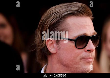 L'acteur américain Brad Pitt au Festival international du film de Venise 79 2022. Tapis rouge blond. Venise, Italie, 8 septembre 2022 Banque D'Images