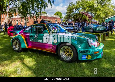 1977 Porsche Kremer Vaillant 911 Carrera RSR ‘JO 848R’ exposé au Scramble de juin qui s’est tenu au Bicester Heritage Centre le 19th juin 2022 Banque D'Images