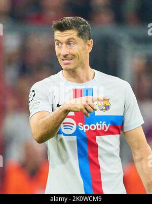 Munich, Allemagne. 13th septembre 2022. Robert Lewandowski, Barca 9 geste dans le match FC BAYERN MUENCHEN - FC BARCELONE de football UEFA Champions League, stade de groupe, groupe C, journée de match 2, en saison 2022/2023 à Munich, 13 sept. 2022. Gruppenphase, FCB crédit: Peter Schatz/Alay Live News Banque D'Images