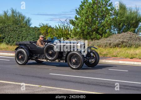 1929 Black Beast 1929, 20s Twenties BENTLEY 6597cc essence, restauré, projet de restauration, en mouvement, en mouvement, être conduit à Southport, Royaume-Uni Banque D'Images