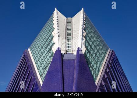 L'Àgora (Forum Caix) à la Cité des Arts et des Sciences (Ciutat des Arts i les Ciències) à Valence, Espagne. Banque D'Images