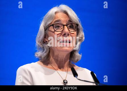 Munich, Allemagne. 14th septembre 2022. Gabriele Regina Overwiening, président de la Fédération des associations de pharmaciens allemands, assiste à l'ouverture de la Journée allemande des pharmaciens. Plus de 400 pharmaciens se rencontreront à Munich à partir de ce mercredi pour la Journée allemande des pharmaciens 57th. Credit: Sven Hoppe/dpa/Alay Live News Banque D'Images