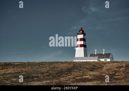 Alnes on Godøy, Sunnmøre, Møre og Romsdal, Norvège. Banque D'Images