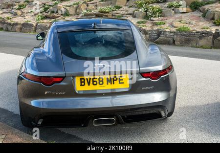 F-Type Jaguar P300. Le 100 à Blackpool 2022. Banque D'Images