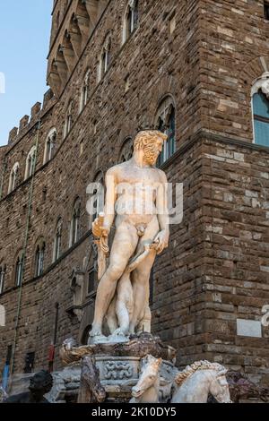 Statue de la fontaine de Neptune à Florence (Biancone) Banque D'Images