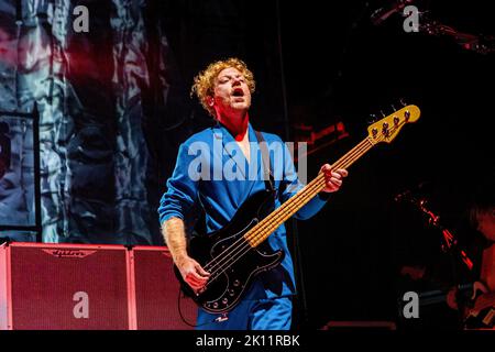 Milan, Italie. 14th septembre 2022. James Johnston, du groupe de rock écossais Biffy Clyro, se produit en direct à Carroponte. (Photo de Mairo Cinquetti/SOPA Images/Sipa USA) crédit: SIPA USA/Alay Live News Banque D'Images