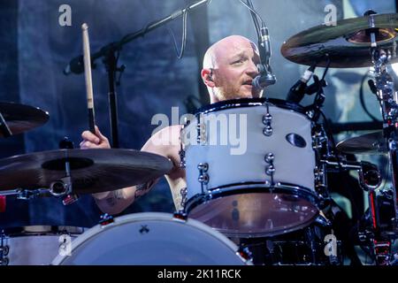 Milan, Italie. 14th septembre 2022. Ben Johnston, du groupe de rock écossais Biffy Clyro, se produit en direct à Carroponte. (Photo de Mairo Cinquetti/SOPA Images/Sipa USA) crédit: SIPA USA/Alay Live News Banque D'Images