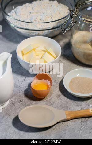 ingrédients de cuisson ou table en marbre gris Banque D'Images