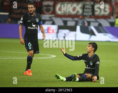 Joao Felix et Koke de l'Atlético Madrid pendant la Ligue des champions de l'UEFA, match de football du groupe B entre Bayer Leverkusen et Atletico Madrid sur 13 septembre 2022 à BayArena à Leverkusen, Allemagne - photo Laurent Lairys / DPPI Banque D'Images